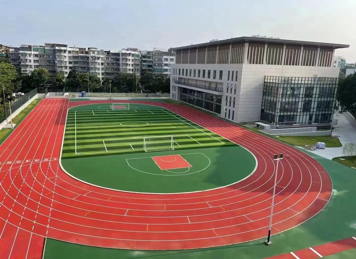 东营市人造草坪塑胶篮球场 - 价格
